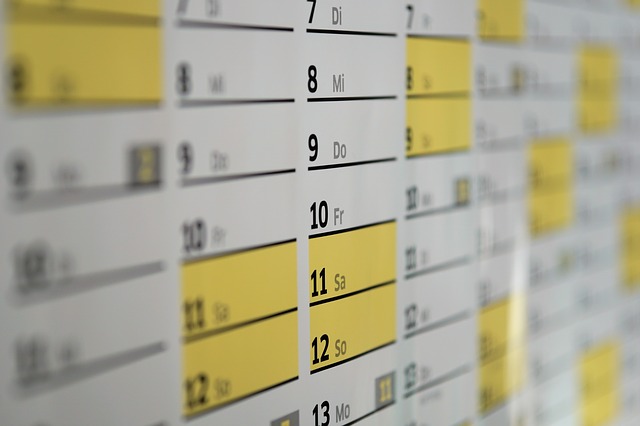 calendar 1990453 640