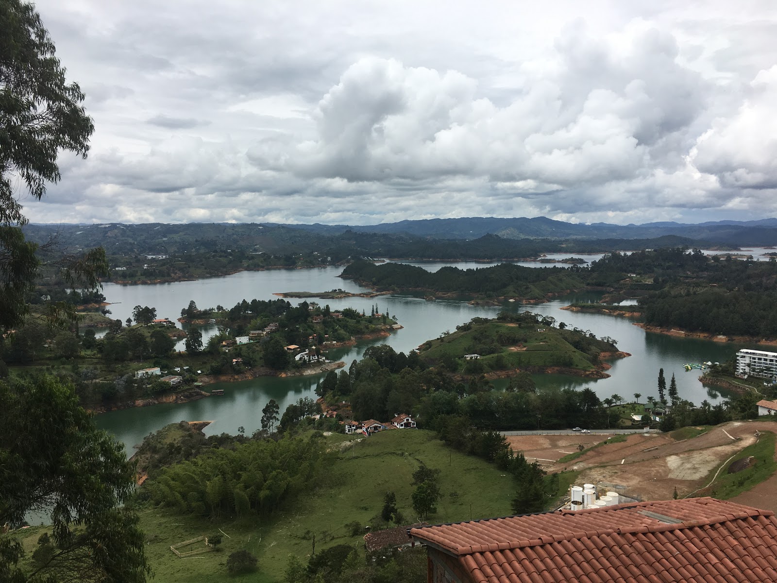 guatape medellin