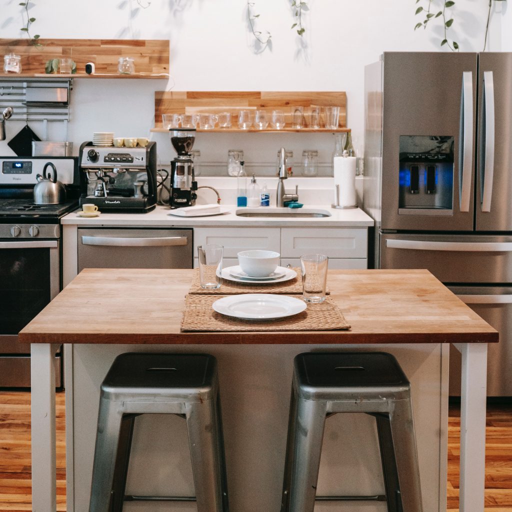 Kitchen furniture in Spanish